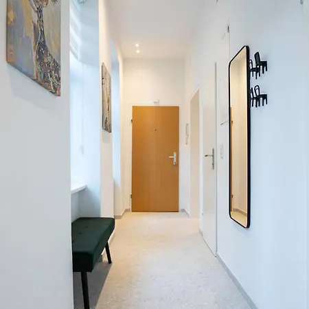 Experience Fresh Comfort In Our Brand-New Apartment In Vienna'S 17Th District Exterior photo