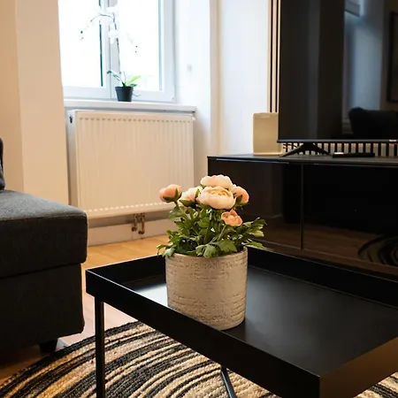 Experience Fresh Comfort In Our Brand-New Apartment In Vienna'S 17Th District Exterior photo